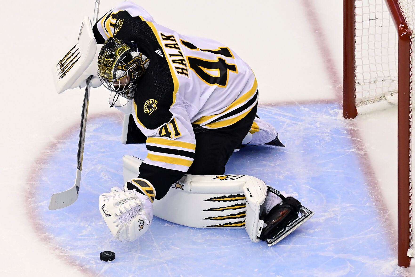 Phil Stacey column: Halak continues to silence his doubters